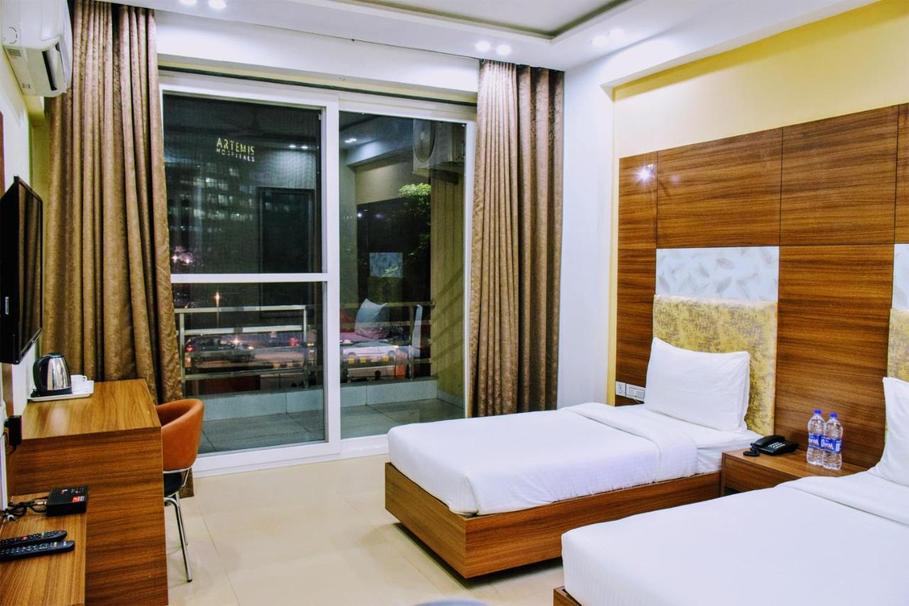 Hotel When In Gurgaon - Opposite To Artemis Hospital Екстериор снимка